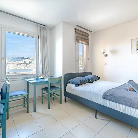 Hypercentre Gare * نيس